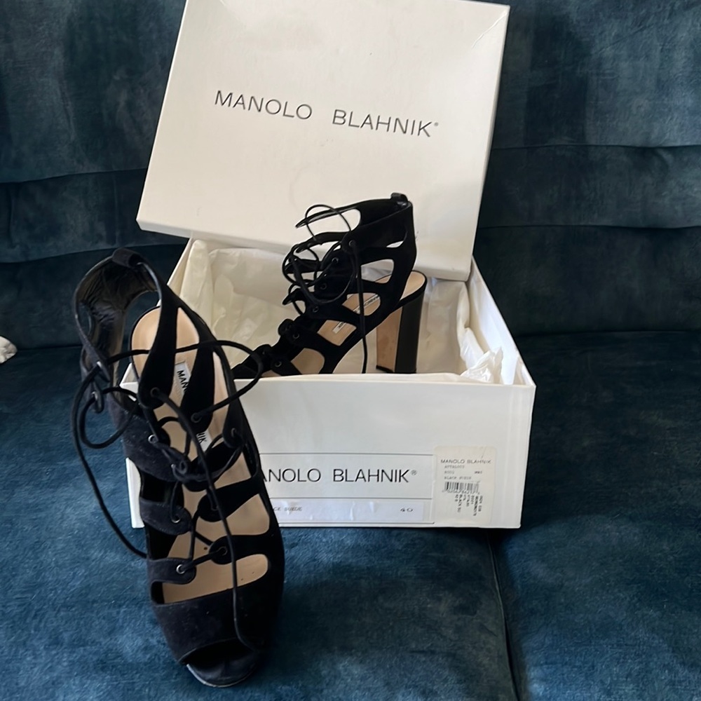 Manolo Blahnik Beautiful Black Suede used in Great Condition ..